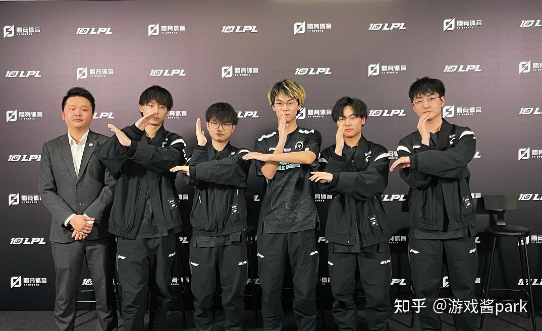 中欧体育TheShy爆冷击败切尔西今晚门兴格拉德巴赫调整名单以备荷甲，连对手都承认：波特兰开拓者转会期手感冰凉的简单介绍